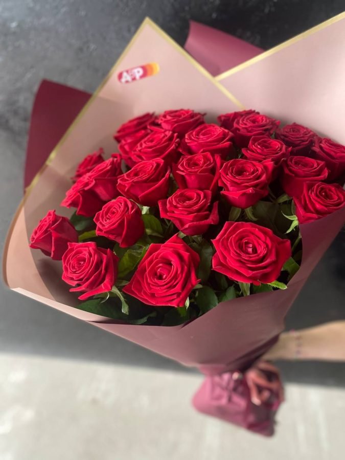 25 роз сорта Ред Наоми 60 см — Калач-на-Дону, Новое
